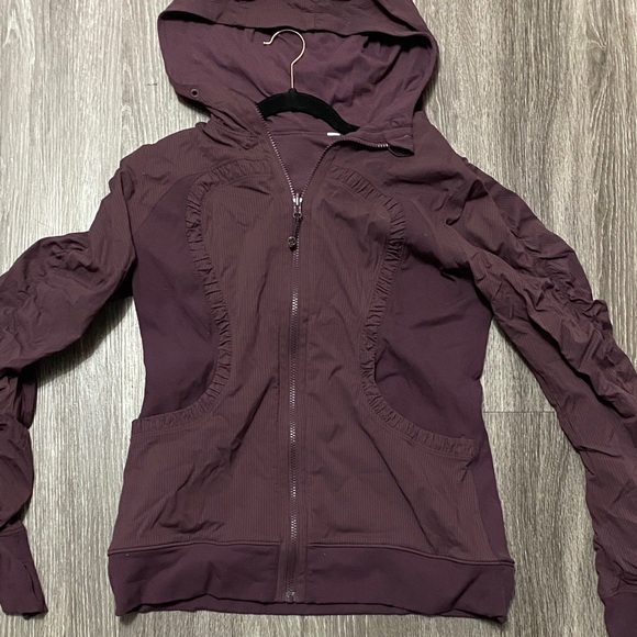 Lululemon Early 2000s Purple Ruched Sleeves Hooded Jacket - Picture 2 of 7